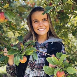 Meet your Posher, Carmen